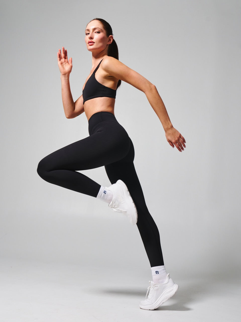 Elysium Sports Bra - Onyx Black