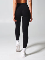 Thumbnail 5 of Contour Pocket Legging - Onyx Black, 5 of 7
