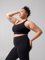 Thumbnail 4 of Nubre Twilight Sports Bra - Onyx Black, 4 of 6