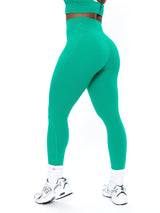 Thumbnail 6 of Legacy Pocket Legging - Lucky Charm, 6 of 7