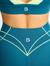 Thumbnail 2 of Everyday Airbrush Pocket Legging - Nile Multi, 2 of 6