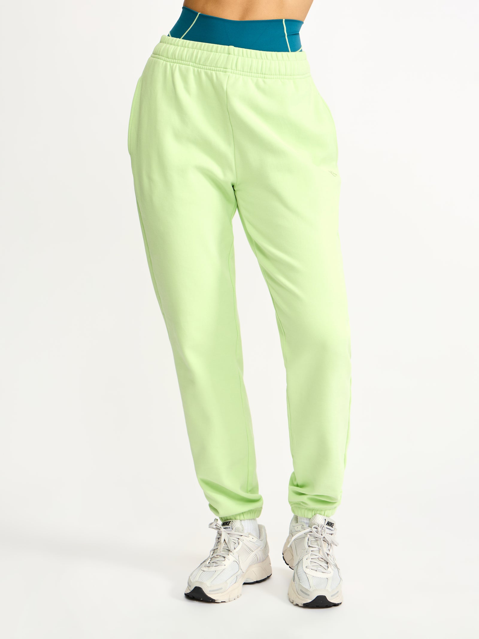 Boyfriend Cloud Jogger - Lima Bean