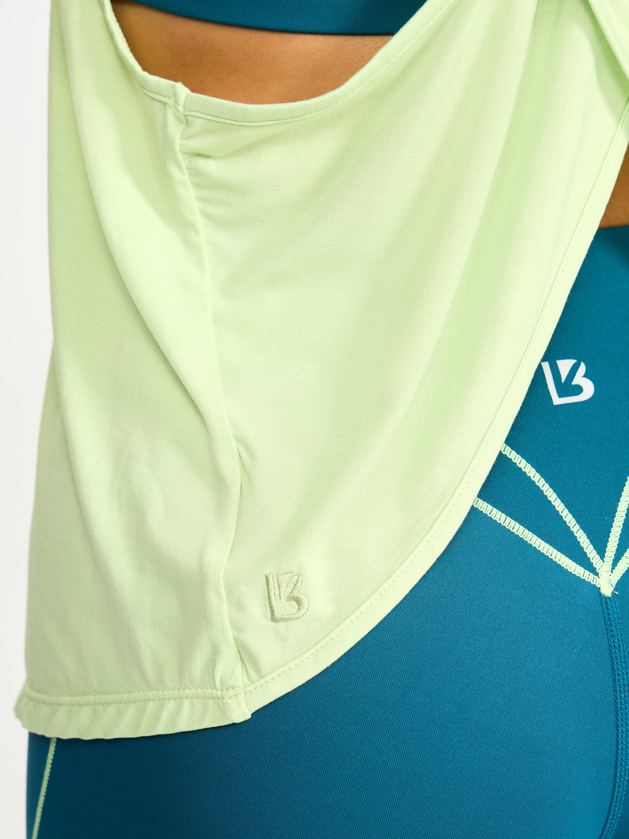 Halo Iris Tank - Lima Bean