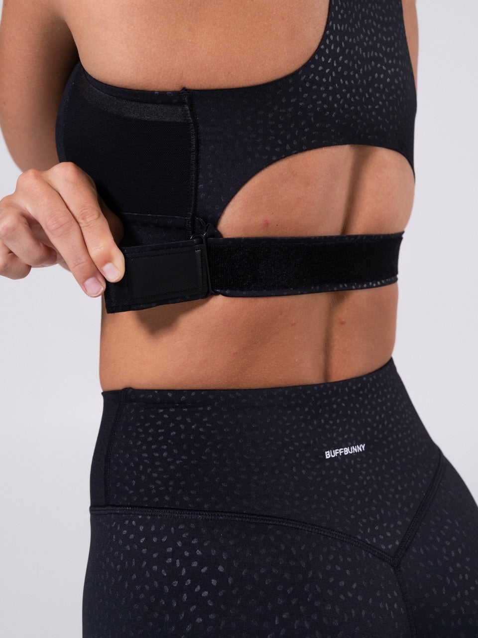 Wicked Zip Sports Bra - Flocked Bossy Print