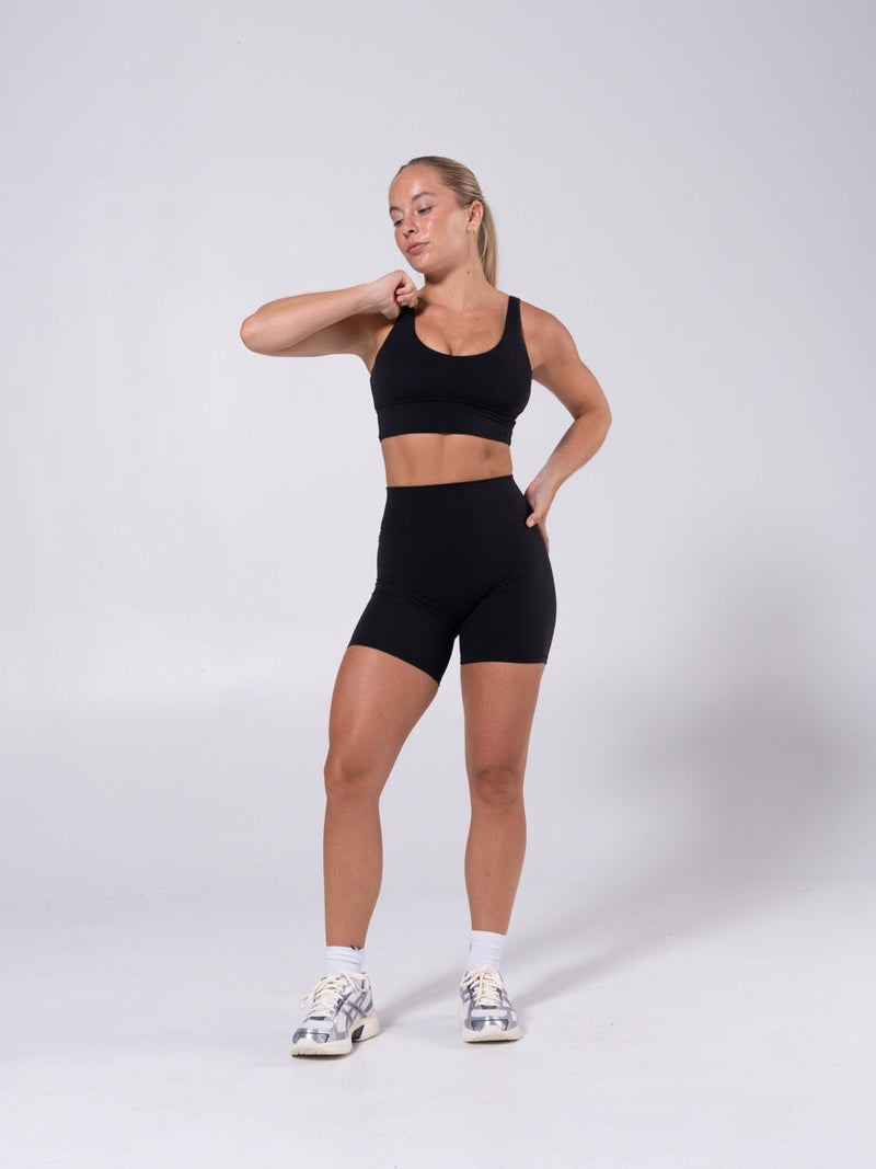 Monarch Sports Bra - Onyx Black
