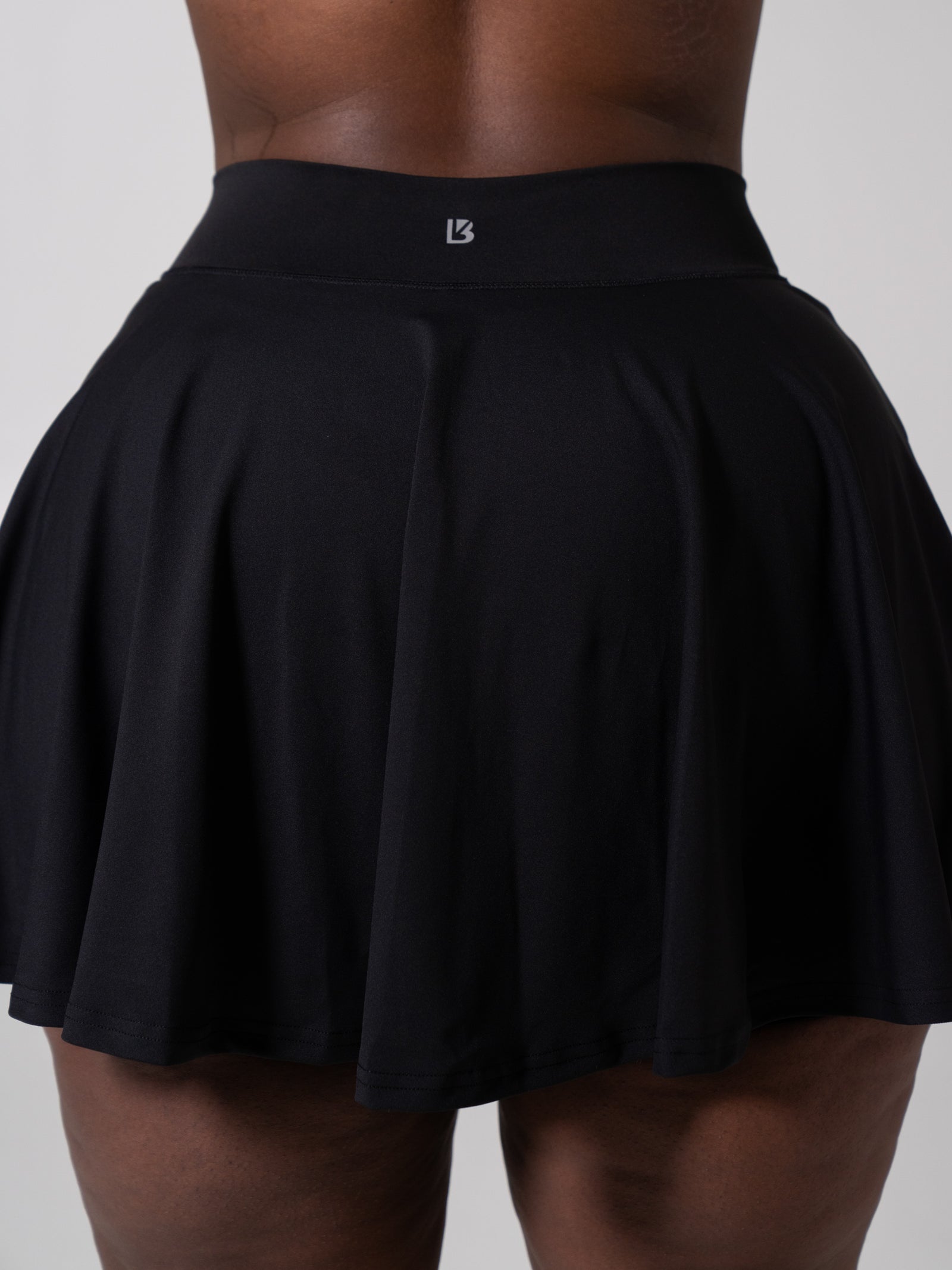 Served Skort - Onyx Black