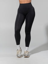 Thumbnail 3 of **PREORDER** Miracle Seamless Legging - Heather Charcoal, 3 of 7