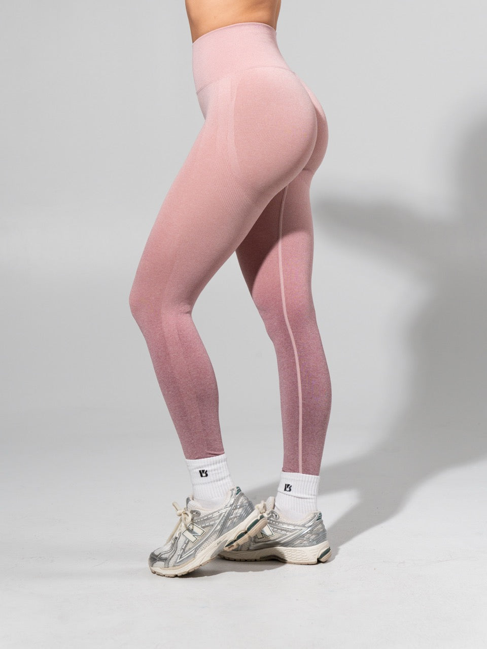 **PREORDER** Miracle Seamless Legging - Heather Rose Ombre