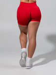 **PREORDER** Miracle Seamless Hip Rise Short 4.5" - Heather Lipstick Red