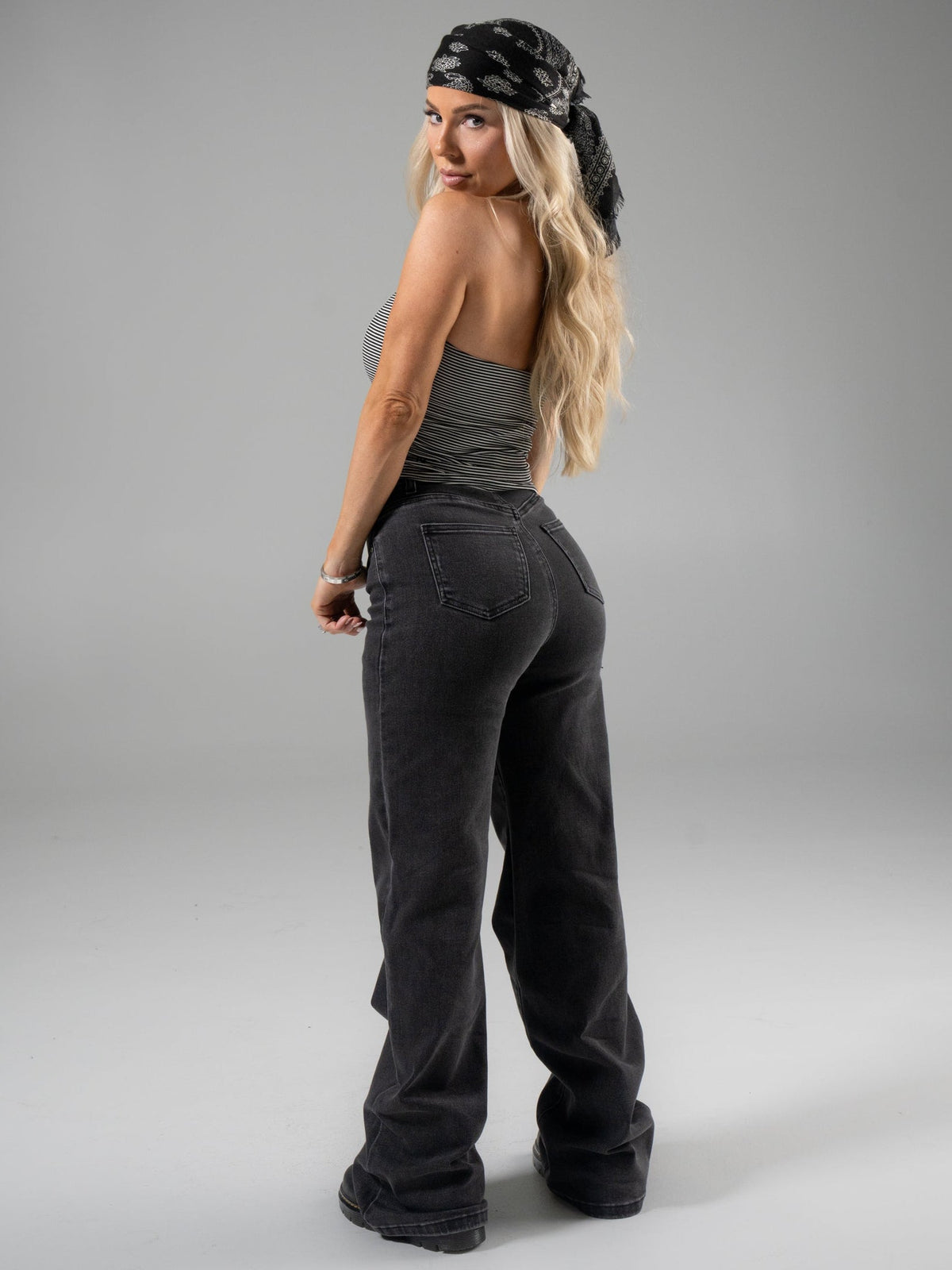 Cheeky Straight Leg Mid Rise Jeans - Washed Black