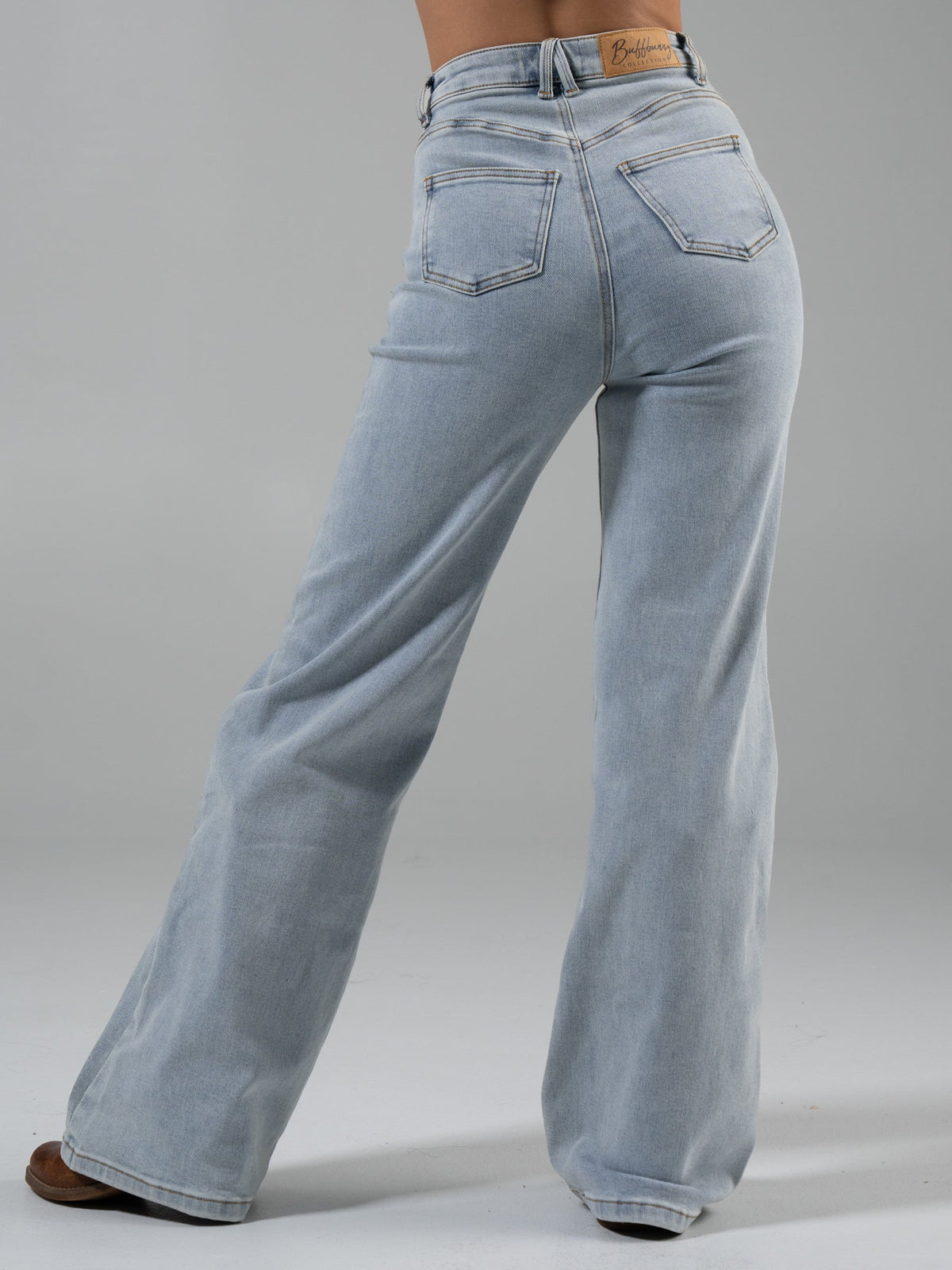 Cheeky Straight Leg High Rise Jeans - Light Wash