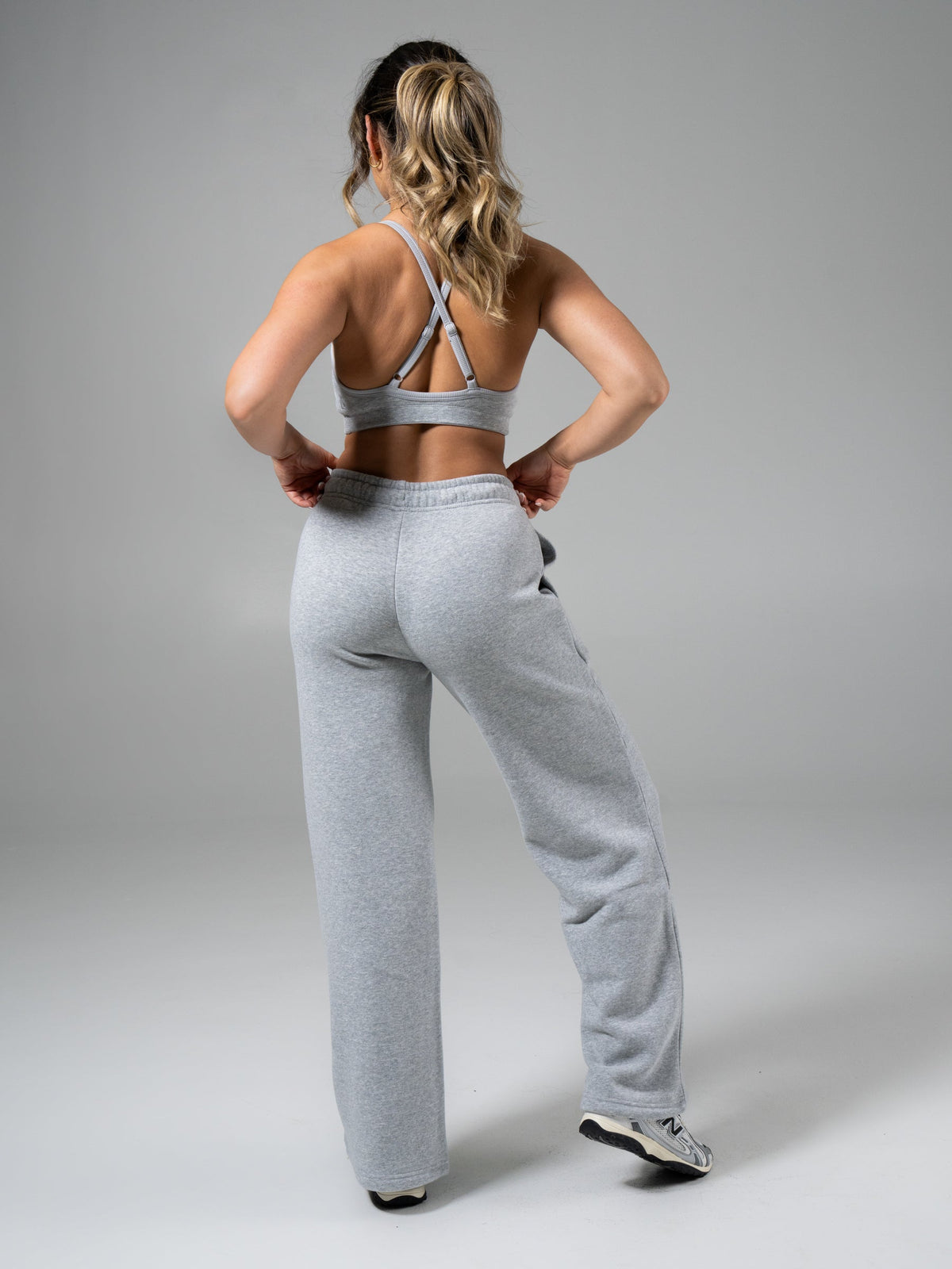 Plush Fleece Straight Leg Sweat Pant - Heather Grey