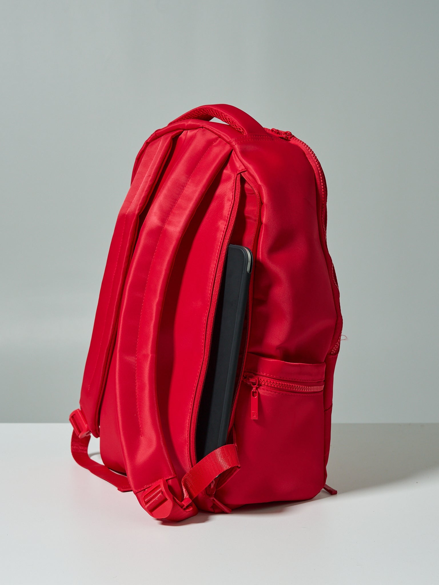 Game Changer Backpack - Lipstick Red