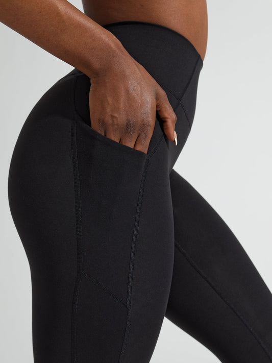 Contour Pocket Legging - Onyx Black