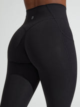 Thumbnail 4 of Contour Pocket Legging - Onyx Black, 4 of 13