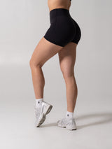 Thumbnail 1 of Siren Scrunch Short 5" - Onyx Black, 1 of 9
