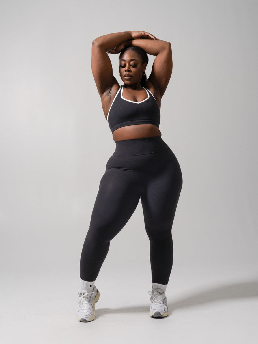 Sweetheart Nubre Sports Bra - Onyx Black and White