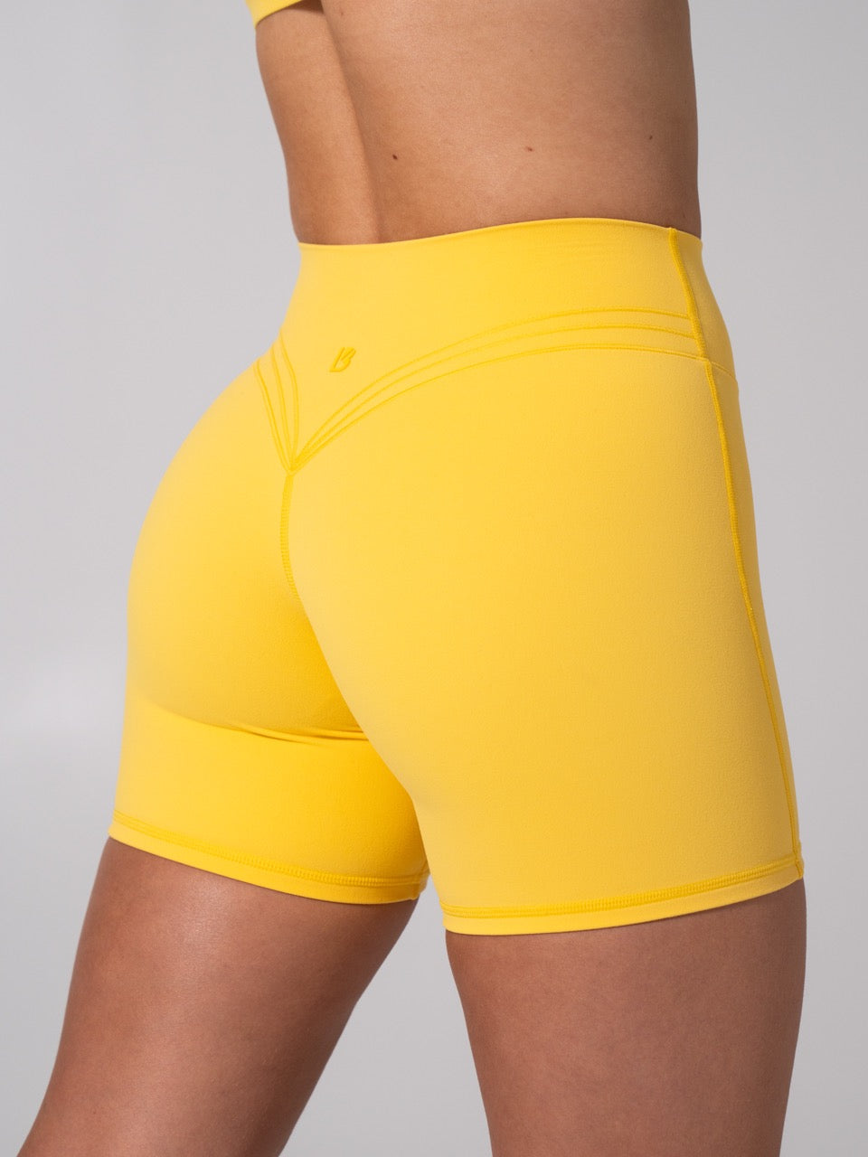Micro Legacy Short 6" - Pineapple