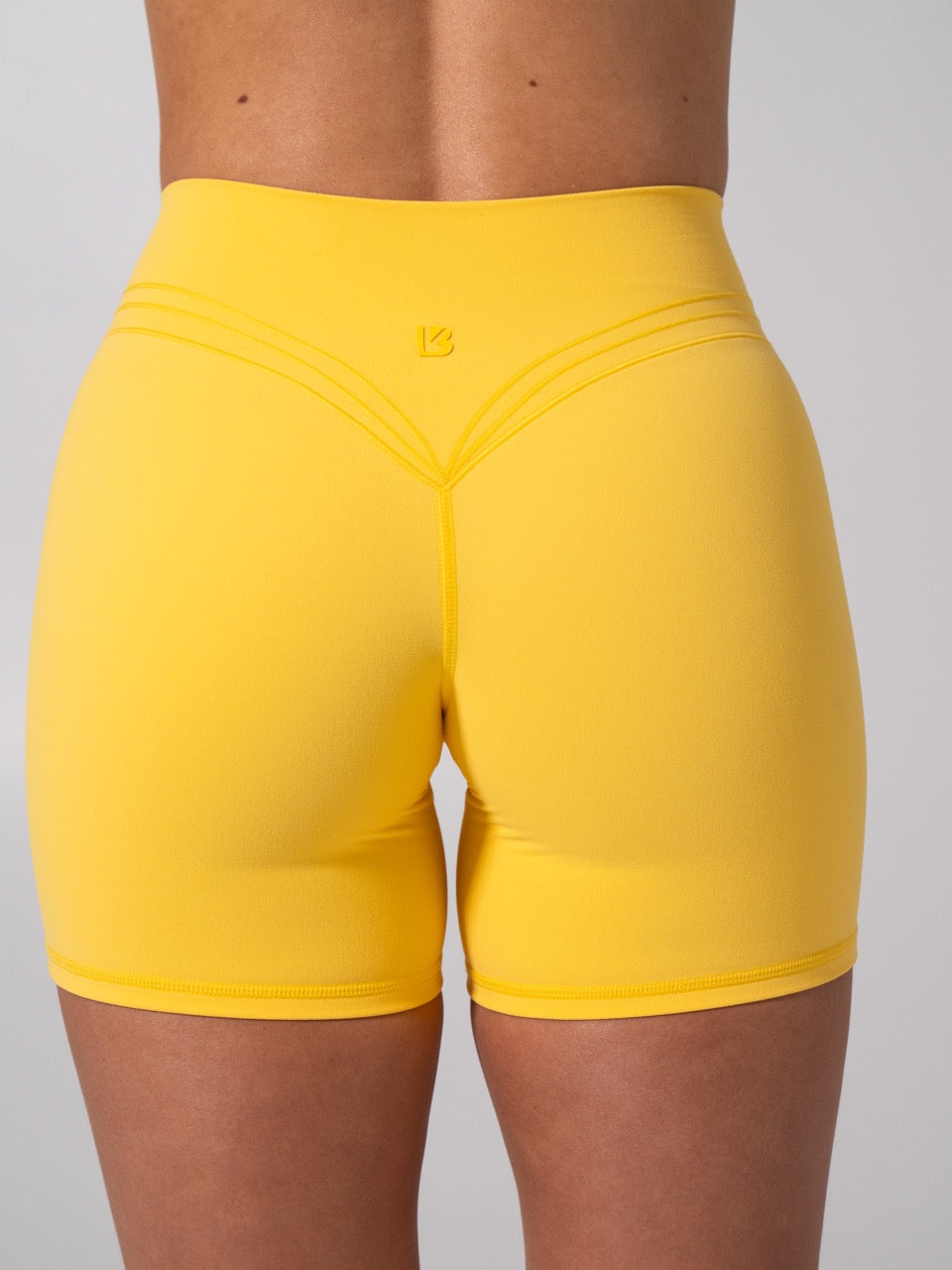 Micro Legacy Short 6" - Pineapple