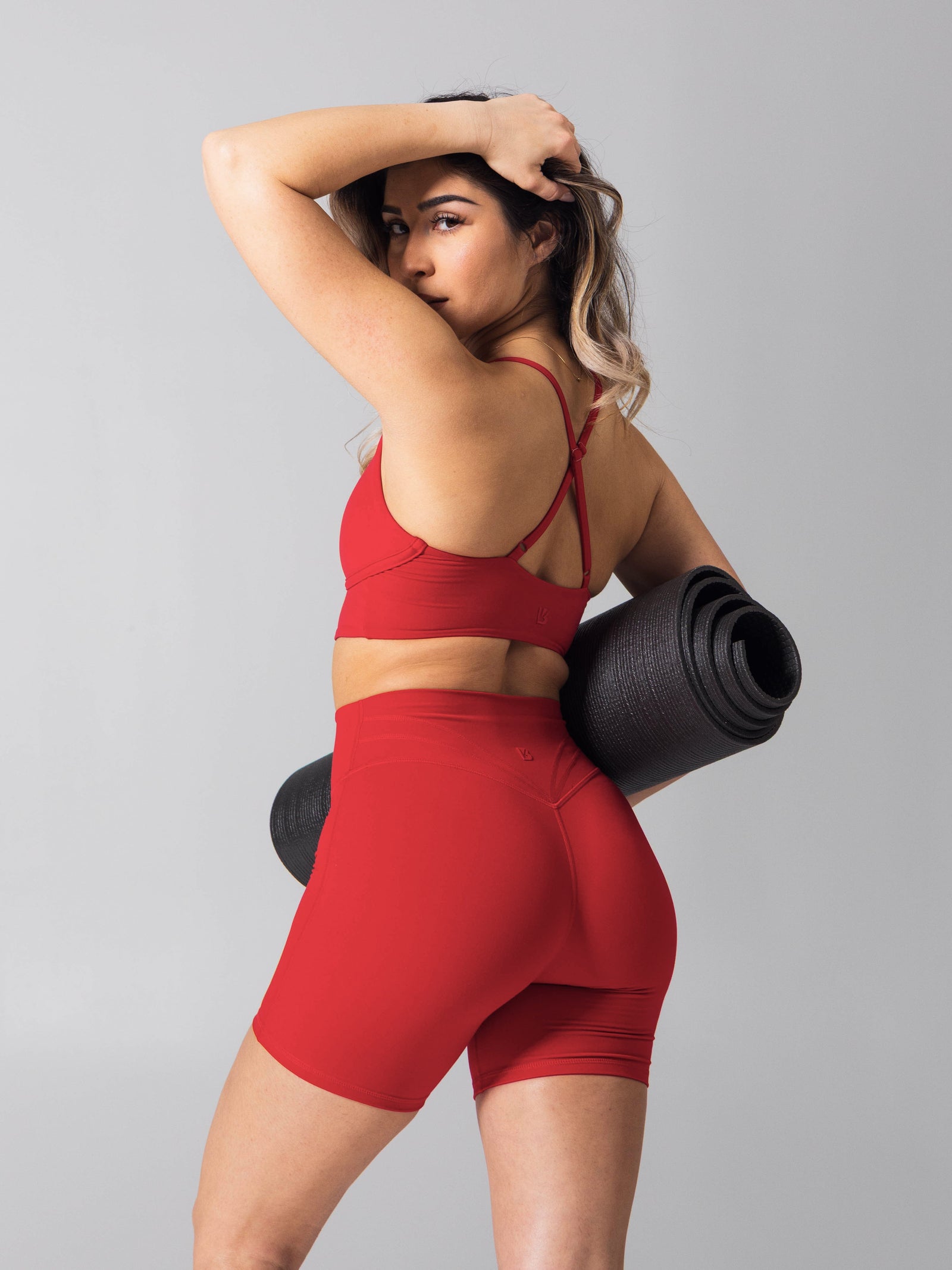 Legacy Short 6" - Lipstick Red