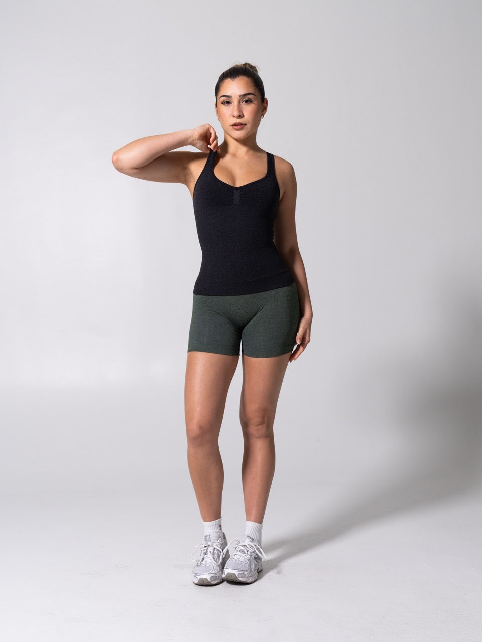 **PREORDER** Miracle Seamless Hip Tank - Heather Charcoal
