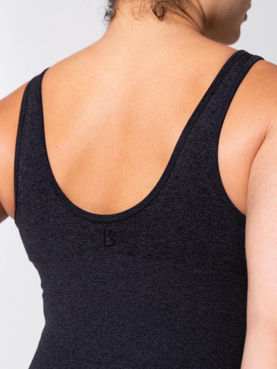 **PREORDER** Miracle Seamless Hip Tank - Heather Charcoal