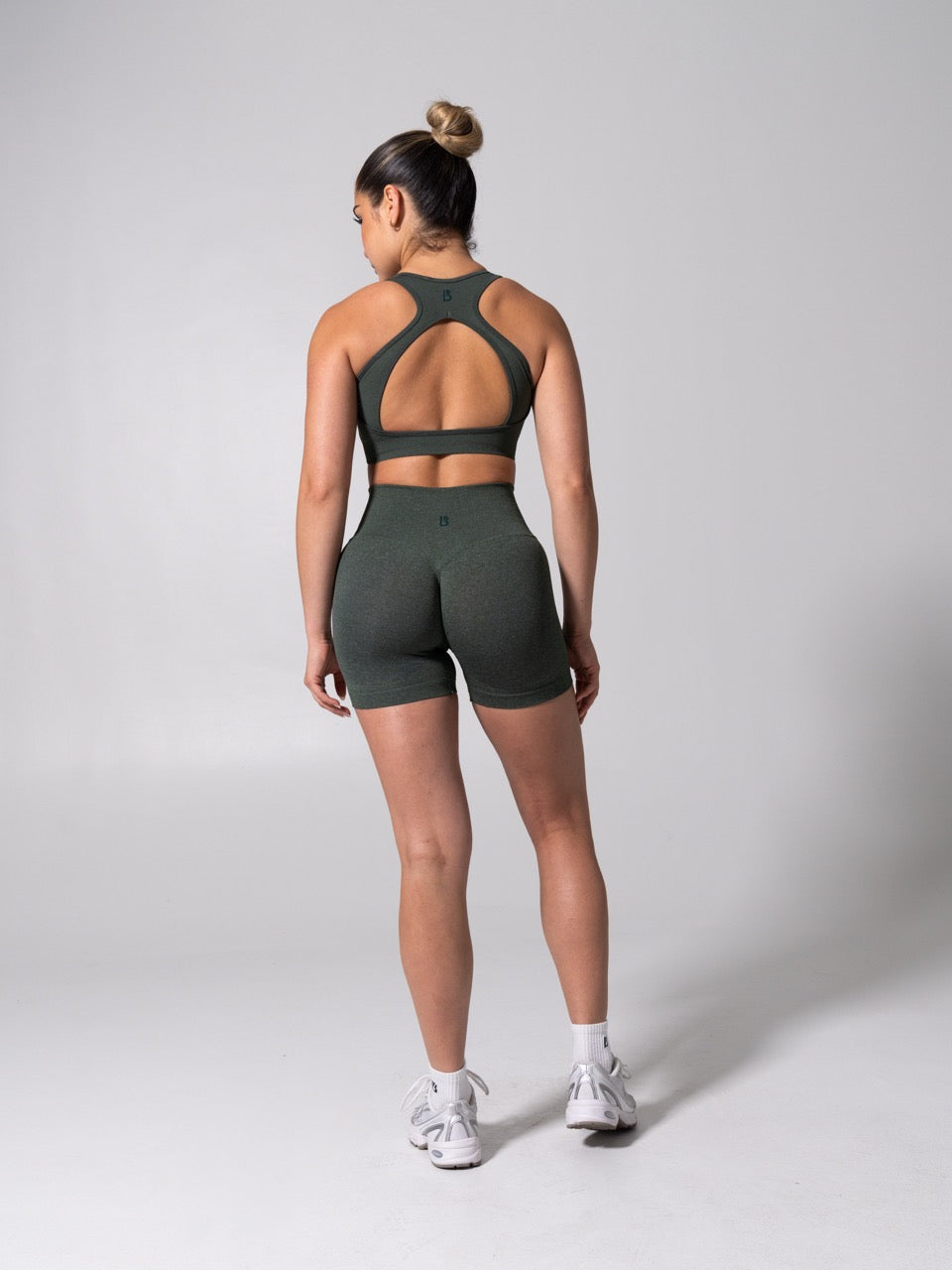 **PREORDER** Miracle Seamless Short 4.5" - Heather Limon Pepino