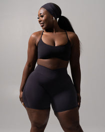 Siren Scrunch Short 7" - Onyx Black