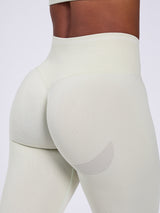 Thumbnail 3 of BBL Seamless Legging - Pistachio, 3 of 7